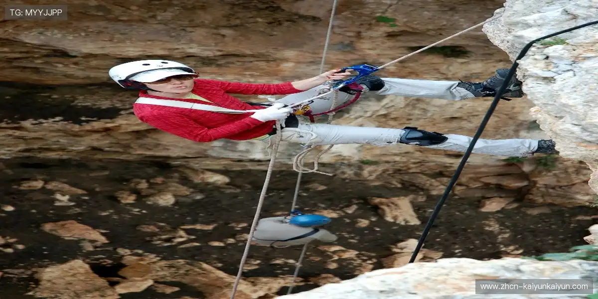 🏀攻守交换如闪电般迅捷，让你应接不暇！⚡